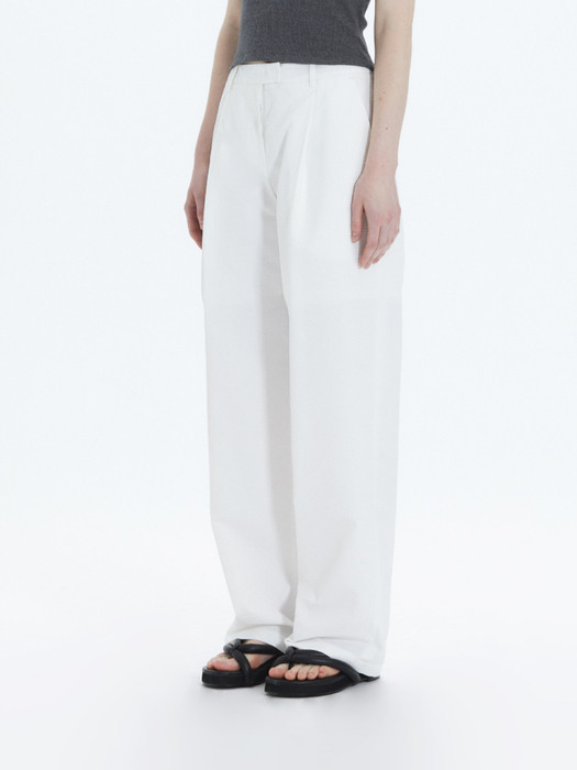 Textured Pintuck Trousers (White)