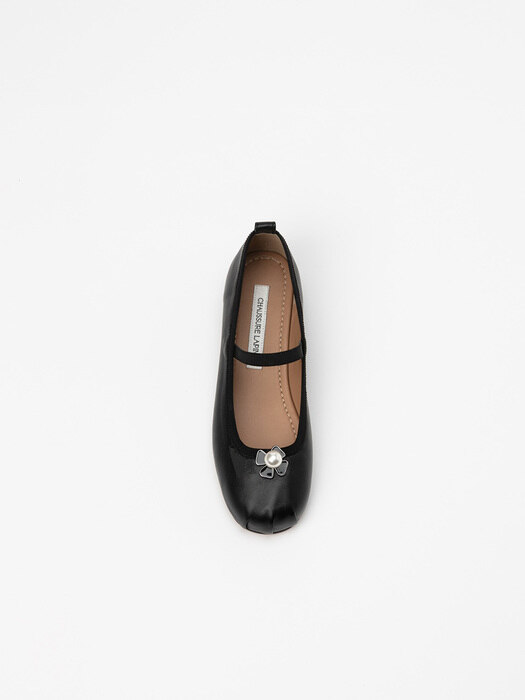 Minuetin Pearl Maryjane Flat Shoes in Black