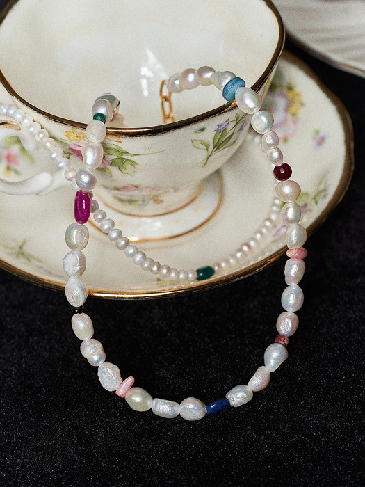 GEMSTONE MIX PEARL NECKLACE