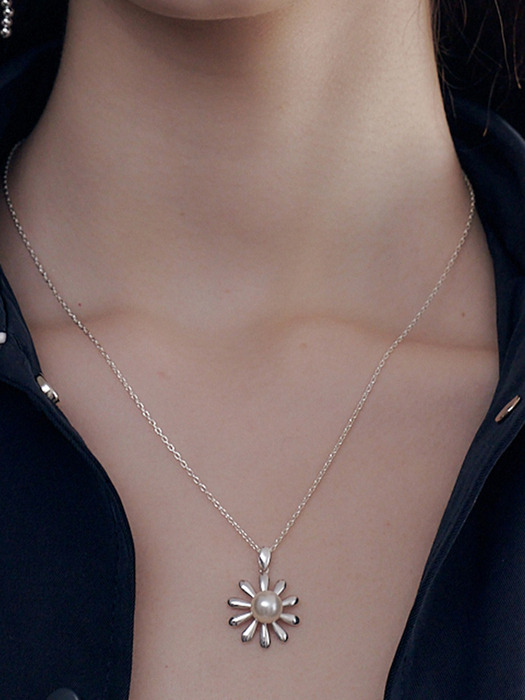 Pearl flower Necklace [sv925]