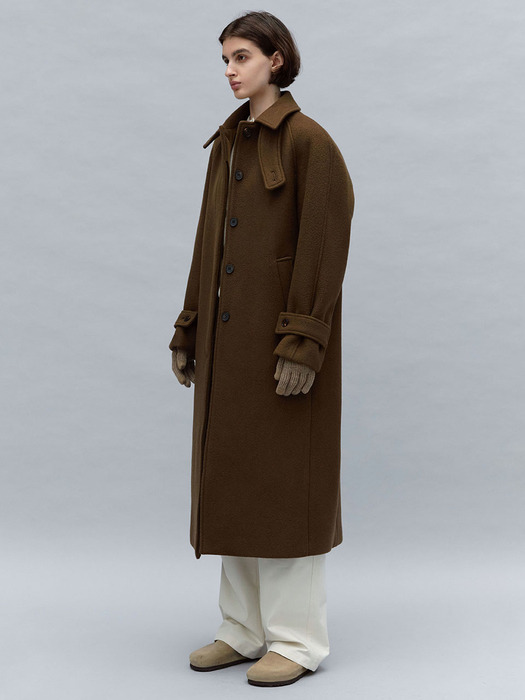 boucle balmacaan coat (brown)