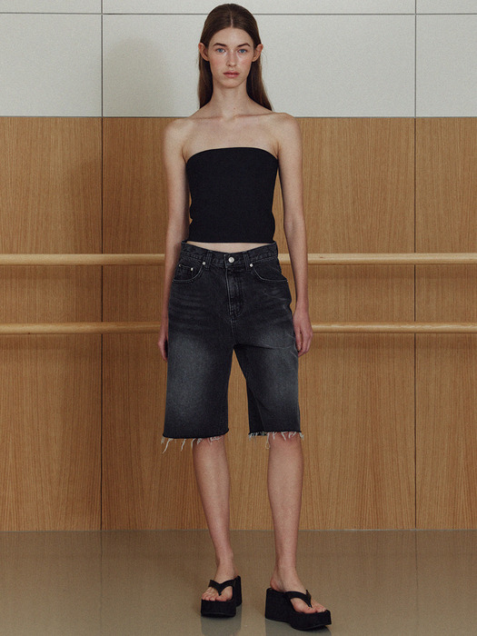 cut-off black denim half pants (black)