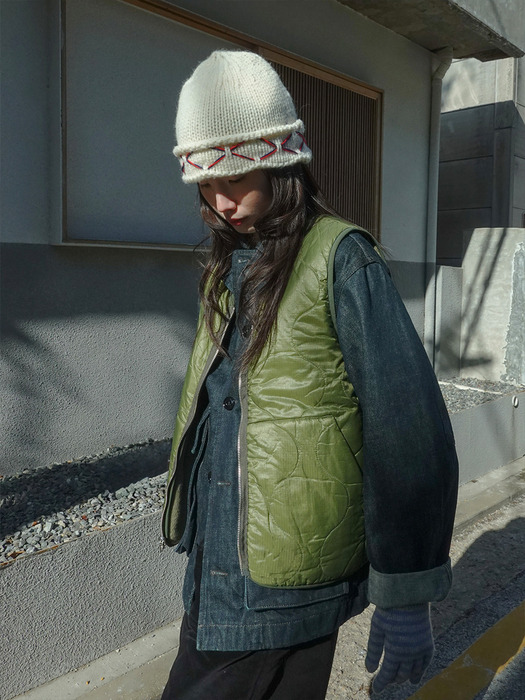 Reversible Quilted Fleece Vest_F244VE02