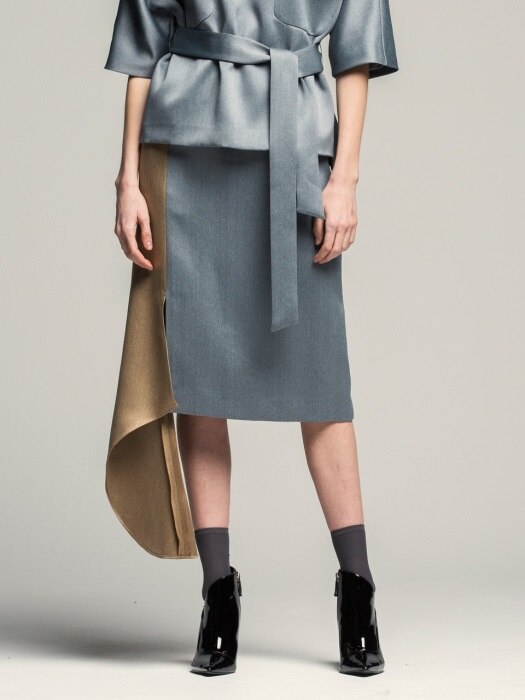 Asymmetric Flared H-line Skirt