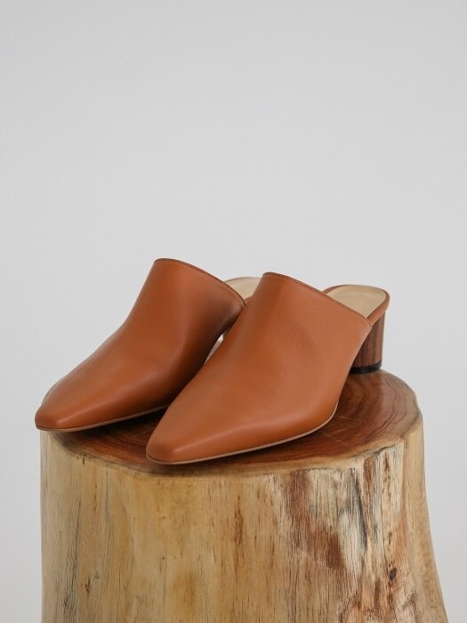 LW18SM-1-3 Pointy mule w/ round heel_Tan brown