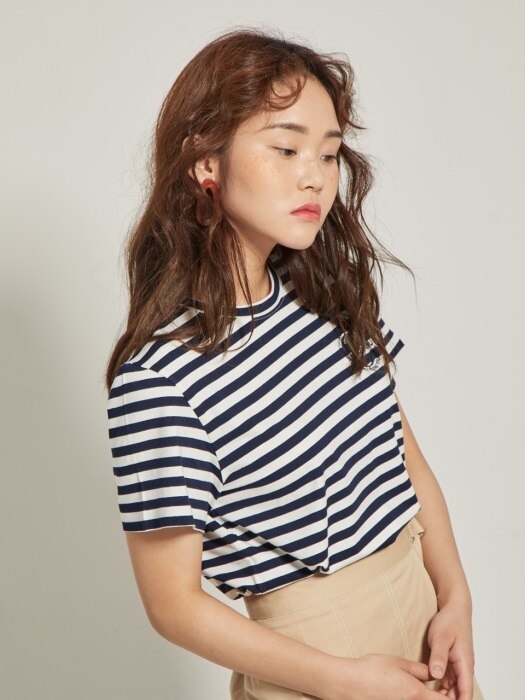 embroidery stripe T-shirts NAVY