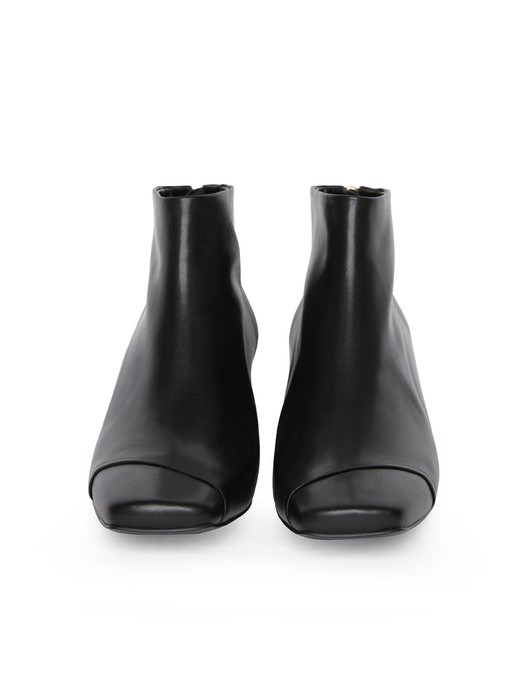 Asymmetry Ankle Boots / CG1029BK