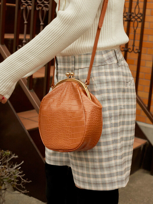 Vintage Mock Croc Bag in Brown_VX9SG0250