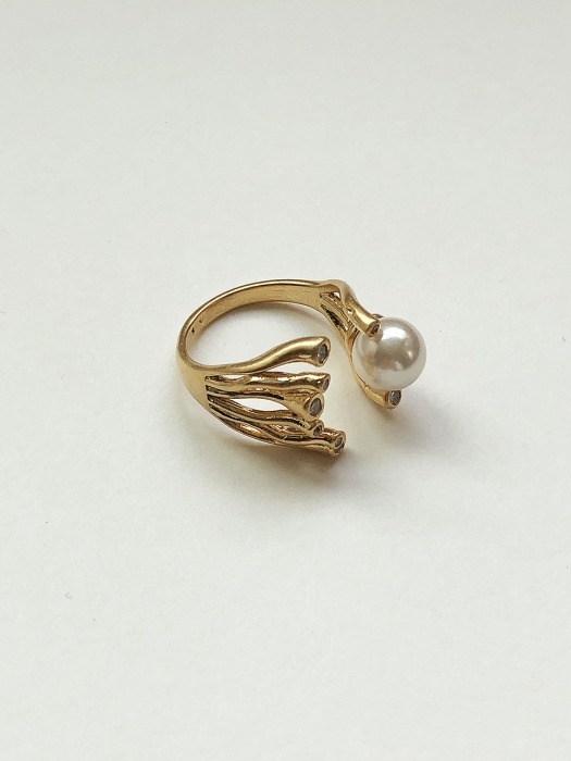 Pearl coral Ring (2color)