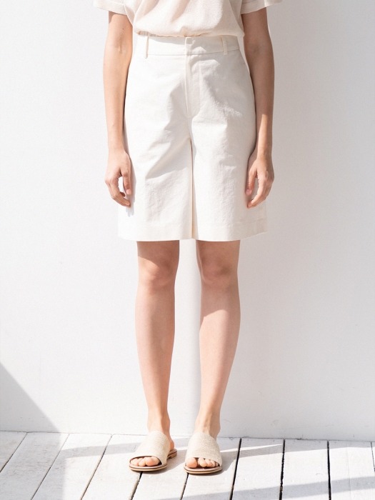 cotton modern short pants (ivory)