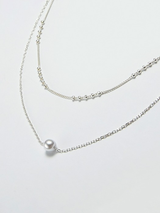 dot chain two layered necklace