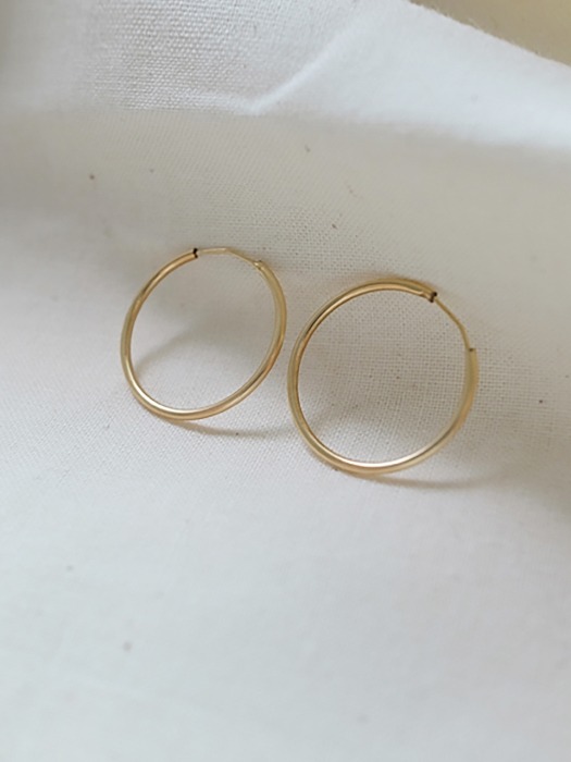 Goldfilled Middle Pipe Earring (20mm)