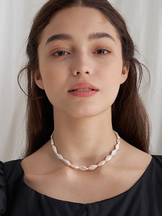 diamond pearls necklace
