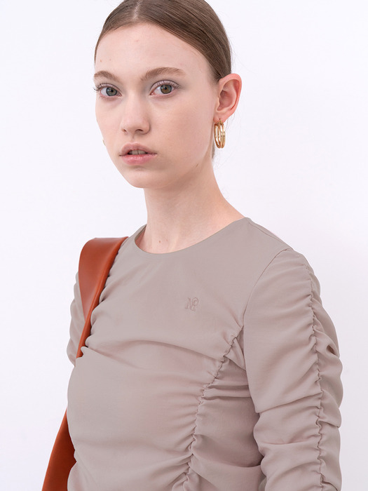 RUCHED LONG-SLEEVE TOP (LIGHT PINK)
