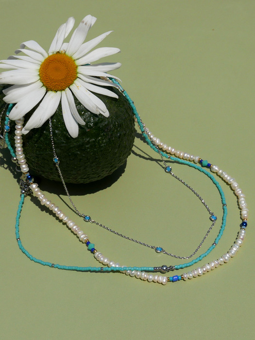 Pearl Spread Necklace_Blue