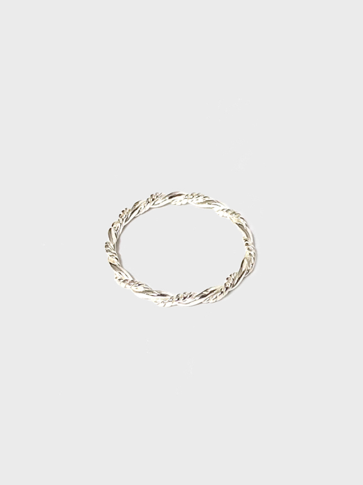 LU21 Twisted silver ring