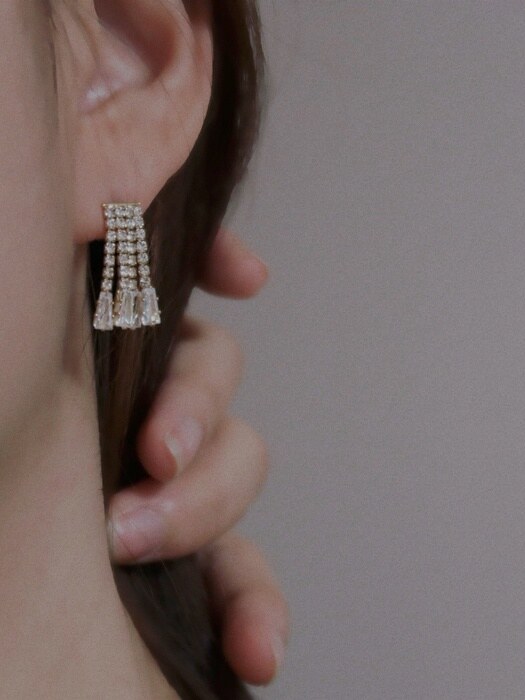 Blanc earrings