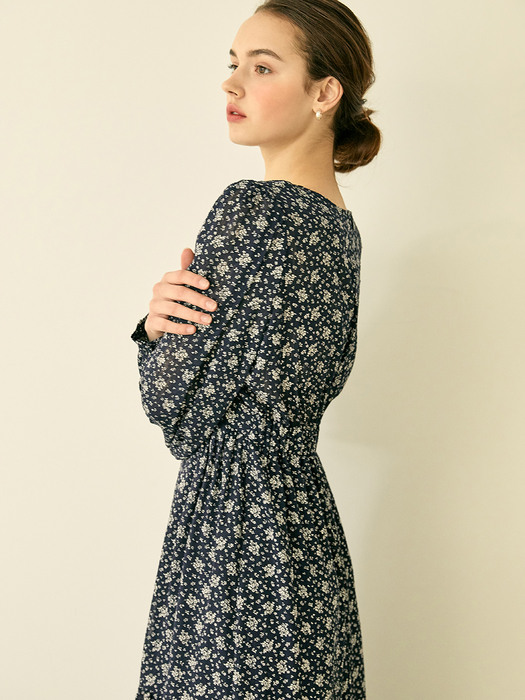 Blooming Garden Wrap Ops (navy)