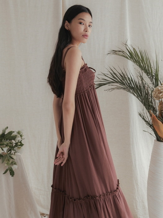 Smock sleeveless shirring long dress