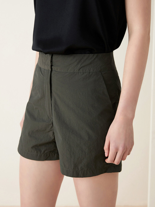 shorts (khaki)