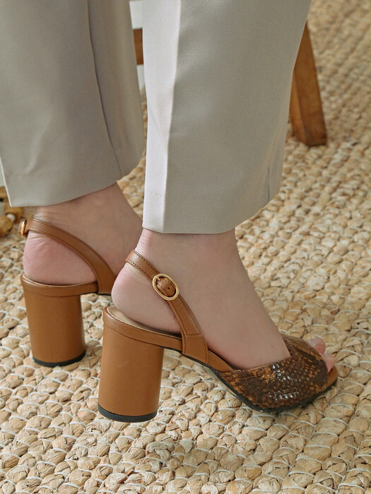 1325 Eileen Stitch Point Sling Back_2color