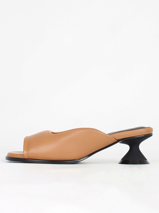 Uhjeo ourglass heel slippers_camel