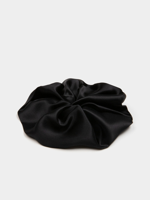 Silk Scrunchie (L) - Black