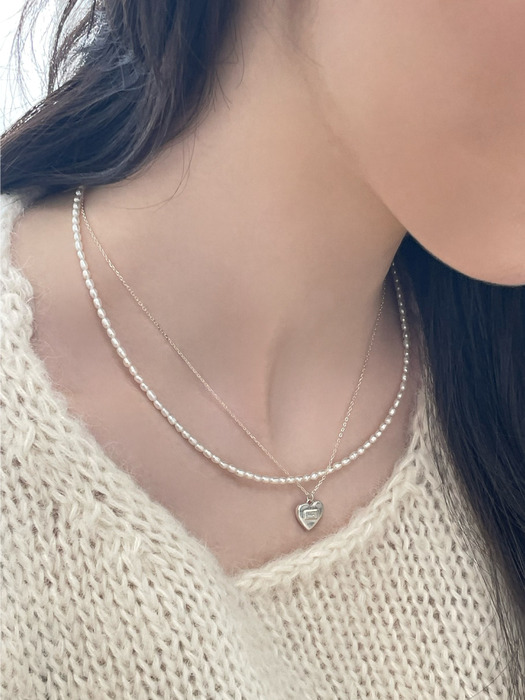 Essential pearl necklace _ thin ver