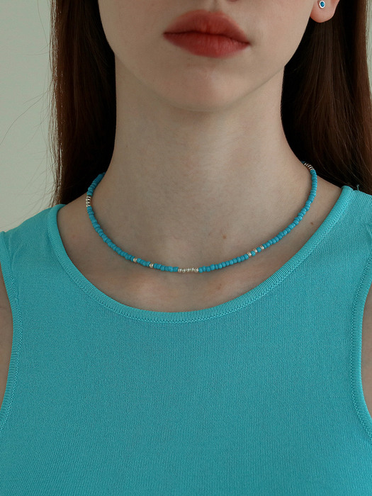 blue beads necklace