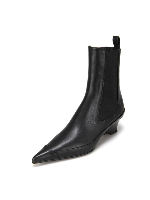 Extreme sharp toe-cap chelsea boots | Black