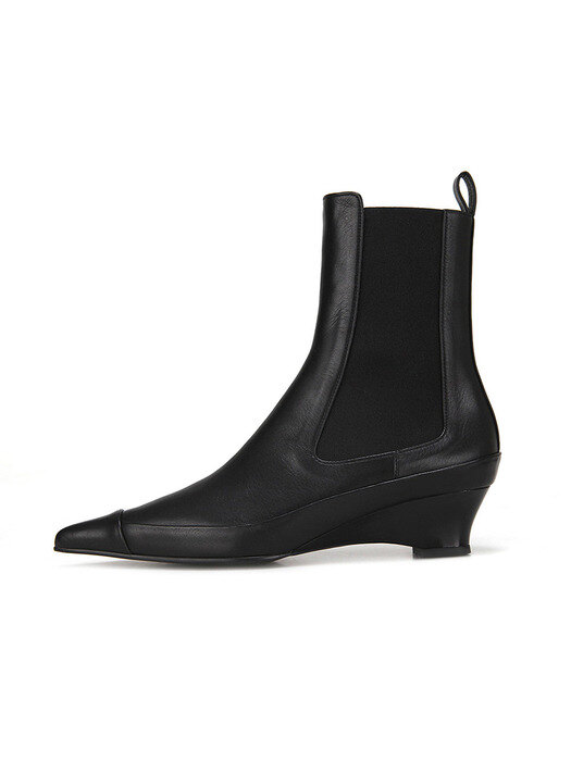 Extreme sharp toe-cap chelsea boots | Black