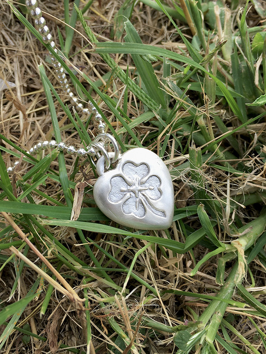 LOVECLOVER NECKLACE