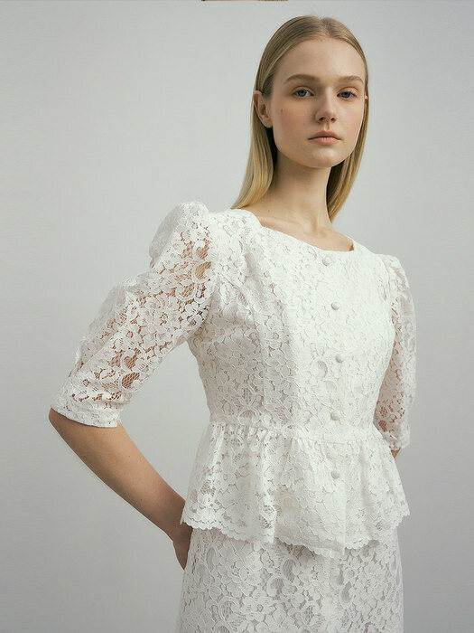 Sopia lace One piece (ivory)