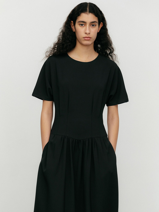 Shirring Dart Dress-black