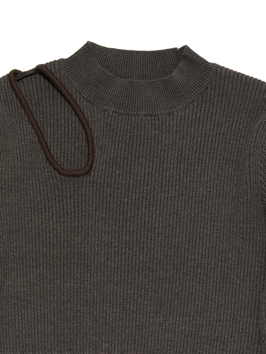 CUT OUT DETAIL KNIT TOP [BROWN]