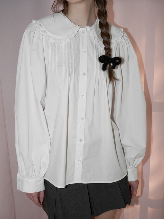 ROUND COLLAR PINTUCK BLOUSE_WHITE