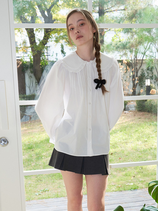 ROUND COLLAR PINTUCK BLOUSE_WHITE