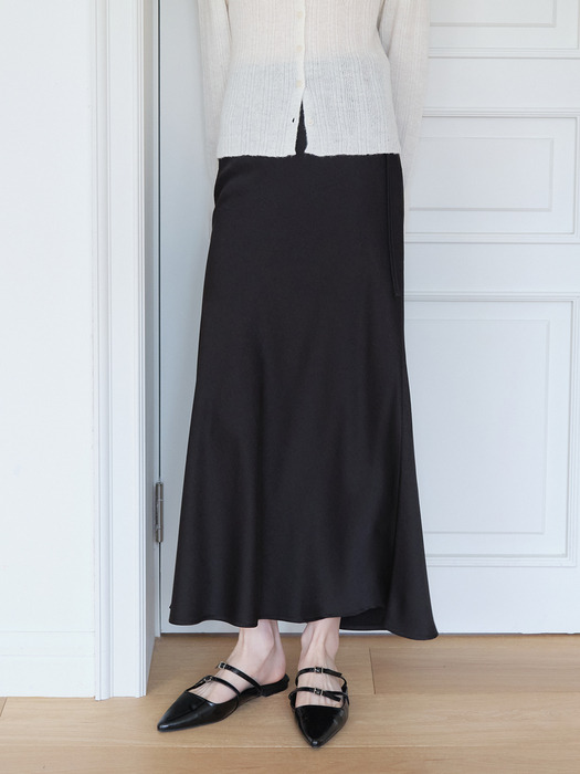 SATIN LONG SKIRT_BLACK