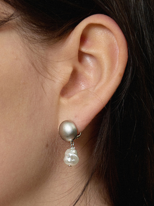 Matt ball pearl drop earring - silver