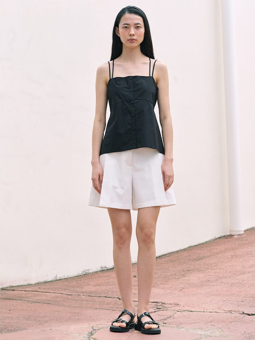 Signature Button Sleeveless Top  Black (KE4560M015)