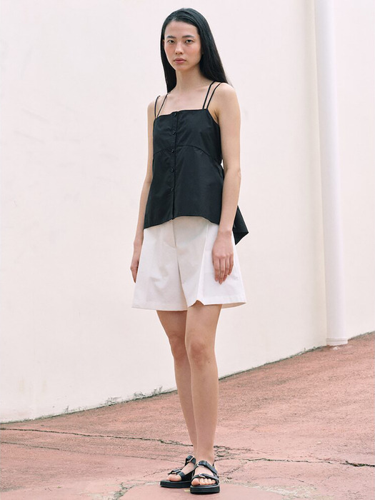 Signature Button Sleeveless Top  Black (KE4560M015)