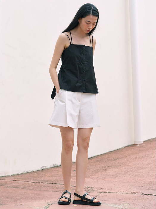 Signature Button Sleeveless Top  Black (KE4560M015)