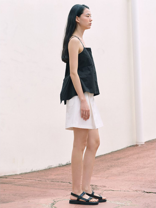 Signature Button Sleeveless Top  Black (KE4560M015)