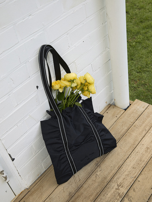 Ruffle drawstring bag_black