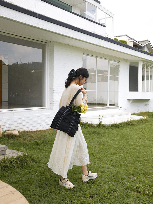 Ruffle drawstring bag_black