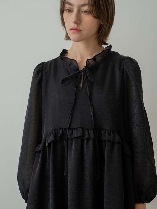 Shallot Ruffle Mini Dress_Black