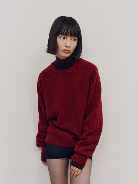 Signature Round Pullover (Wine)