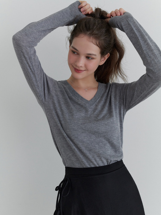 Fond v-neck knit (gray)