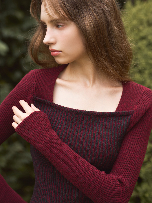 LAYERED HALF SQUARE NECK KNIT - RED