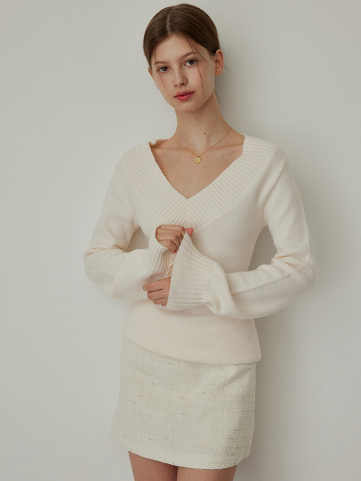 Versailles V-neck knit - IVORY